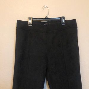 Black Size M Andrew Marc Front Seam pants